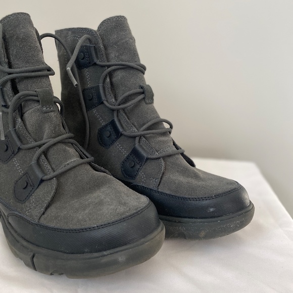 Men's SOREL Explorer Boot Sz 9 Black/Dark Gray - EUC - Picture 3 of 7